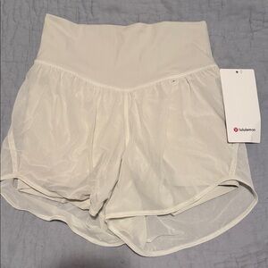 Lululemon Nulu Mesh HR Shorts